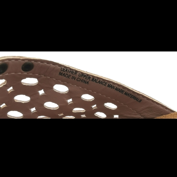 SIZE 6.5 M Baretraps Charlisa Light Pink Sandals - Picture 4 of 8